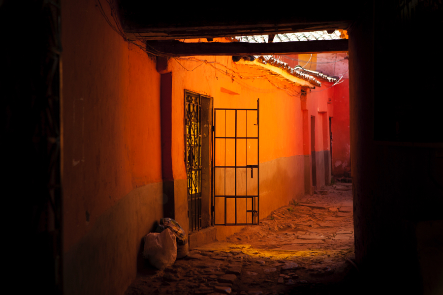 alley