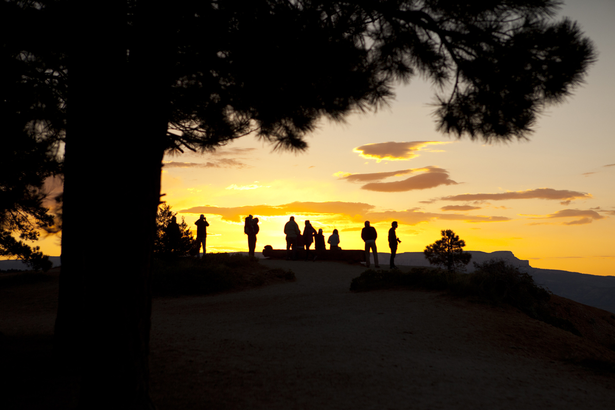 Hikers at Bryce Canyon