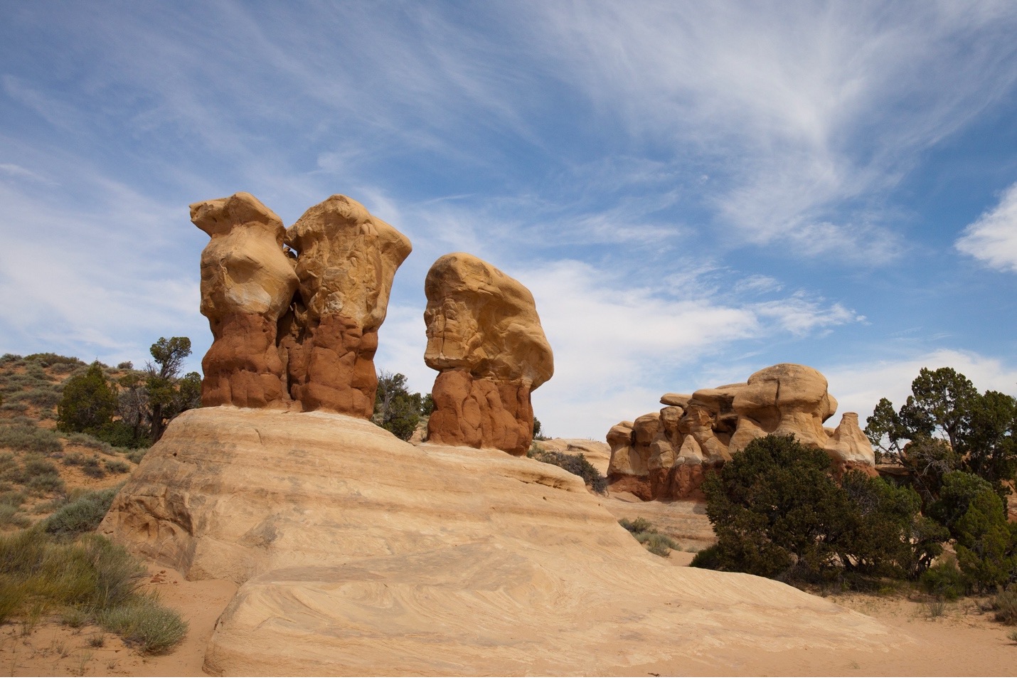 Devil's garden totems in Utah